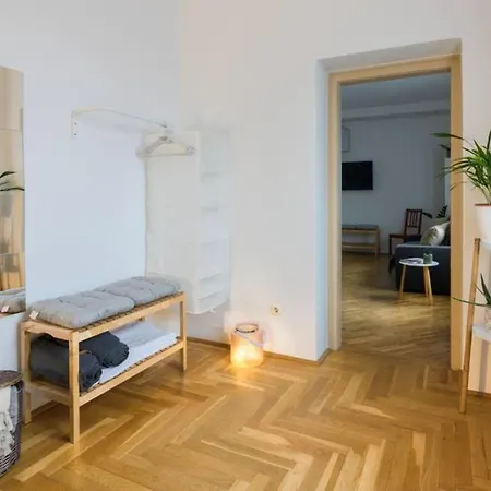 Hygge Apartman Gyor Exterior photo